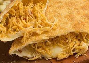 Pastel Frango c/queijo